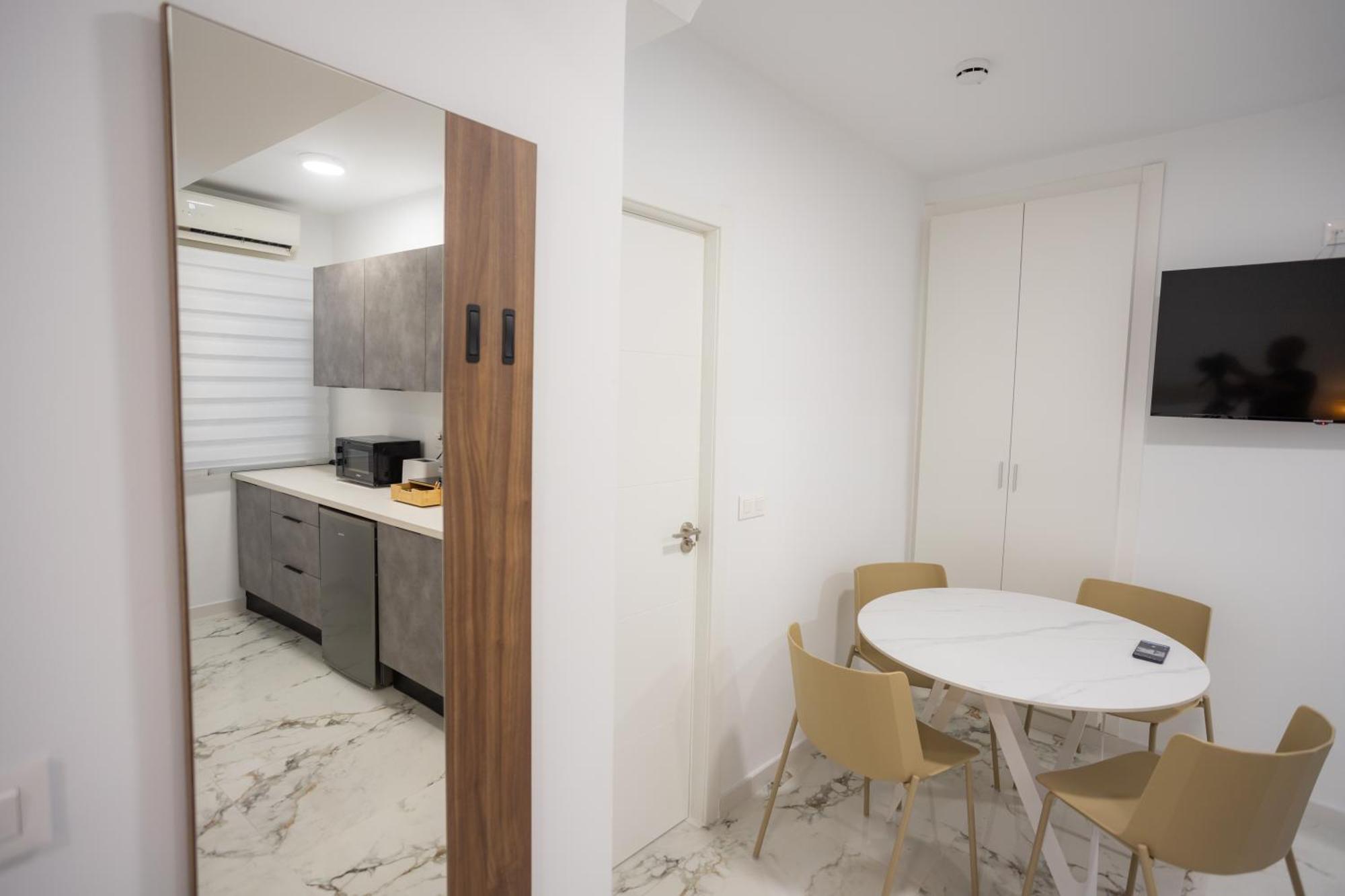 L&G Apartments Bahia Suite Alicante Esterno foto