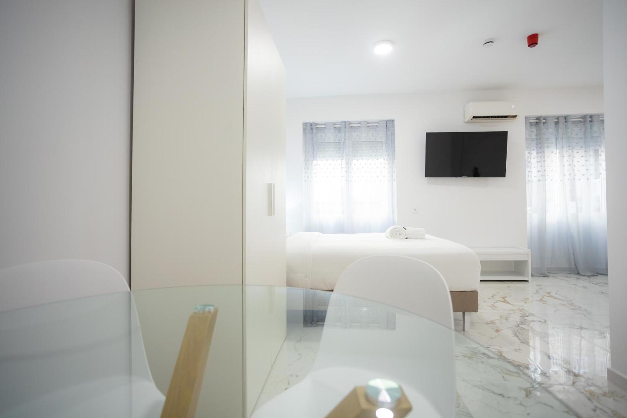 L&G Apartments Bahia Suite Alicante Esterno foto