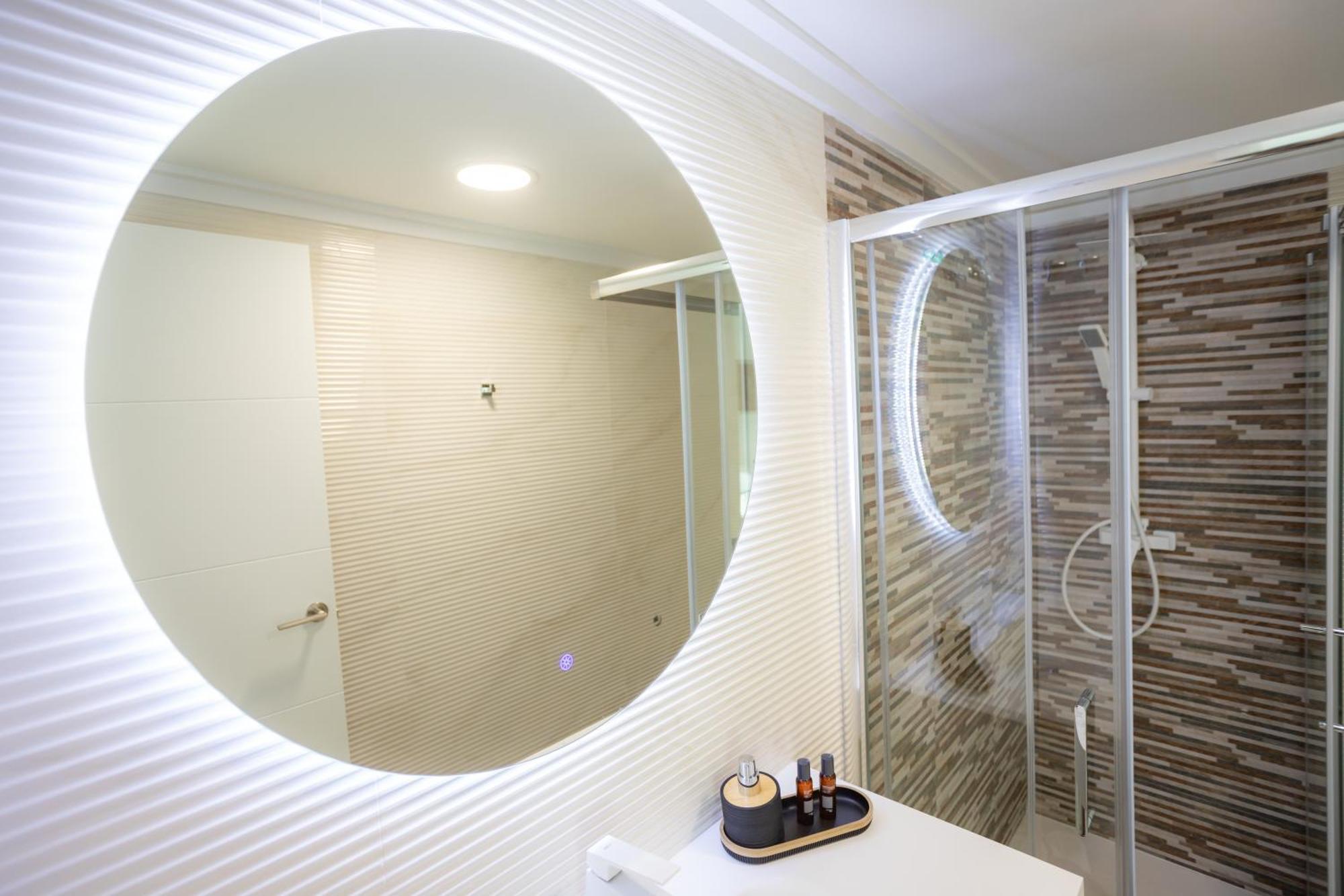 L&G Apartments Bahia Suite Alicante Esterno foto