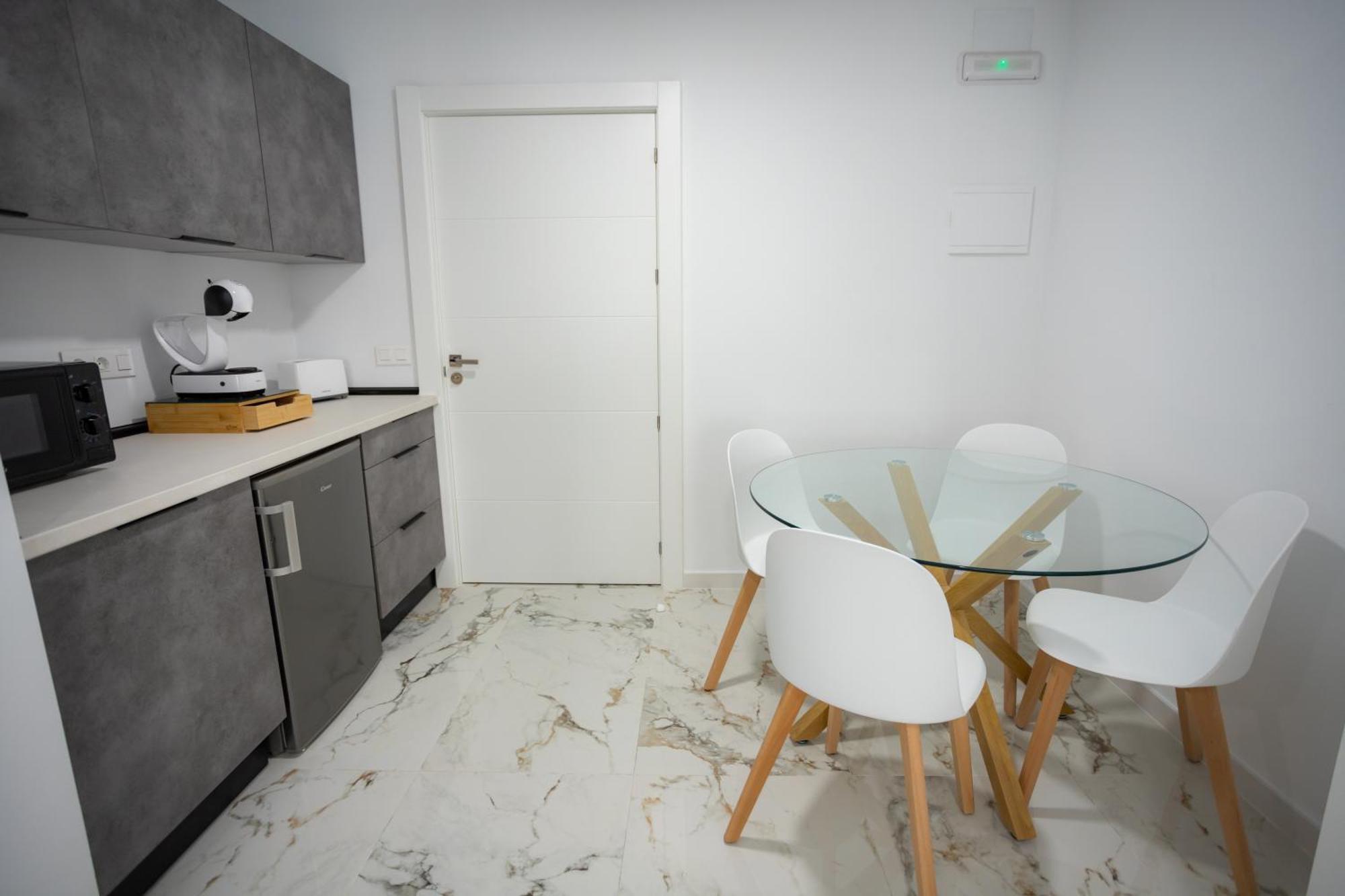 L&G Apartments Bahia Suite Alicante Esterno foto