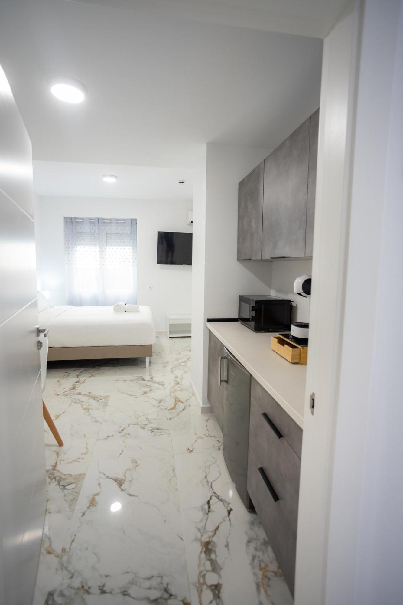 L&G Apartments Bahia Suite Alicante Esterno foto