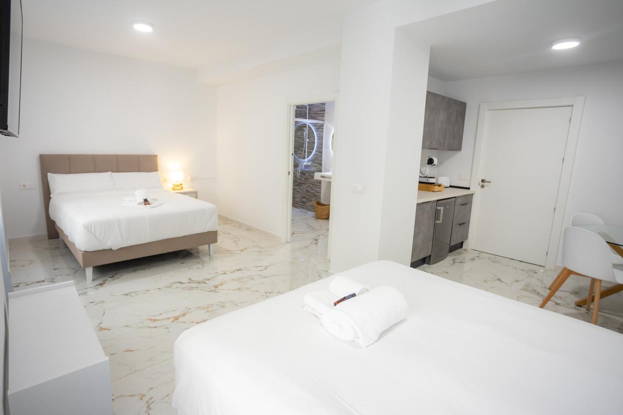 L&G Apartments Bahia Suite Alicante Esterno foto